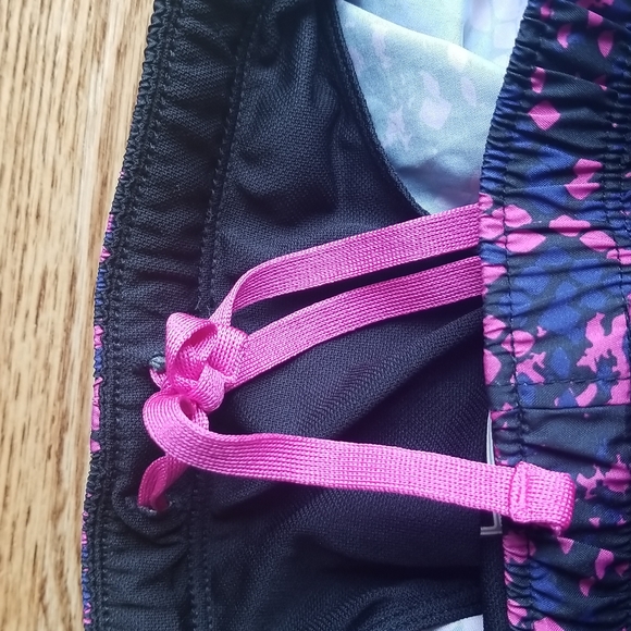 (XS) New Balance Women's Lightweight Shorts Adjustable Waist Activewear Running - Picture 9 of 10